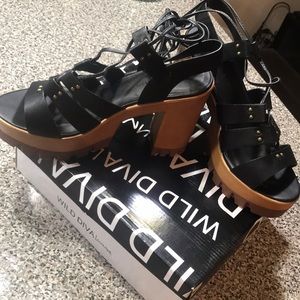 Open toe lace up chunky heels